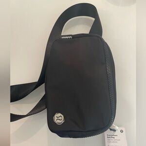 Lululemon belt bag brand new